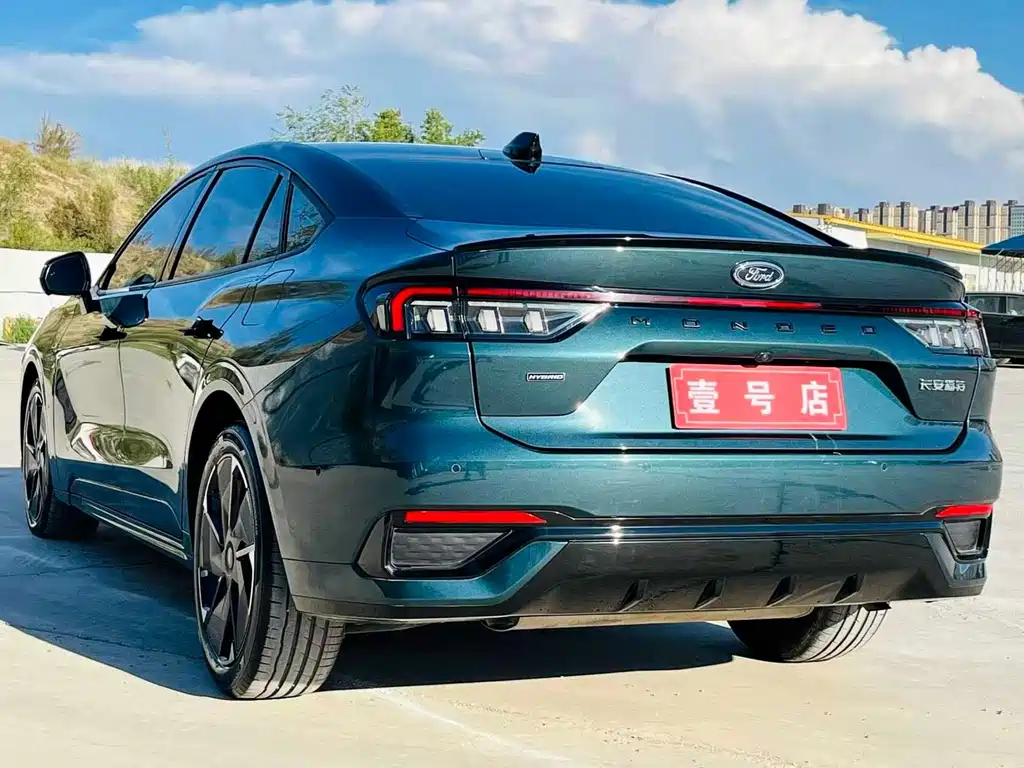 Mondeo 1.5 T E- Hybrid ST-Line