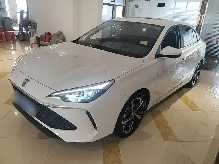 Roewe i5 1.5 L CVT Honored