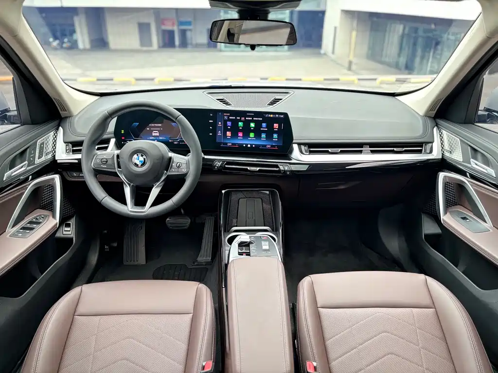 BMW X1 sDrive25 Li X Design Package