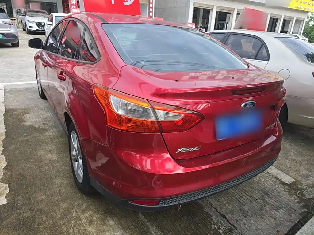 Focus Sedan 1.6 L Auto Style