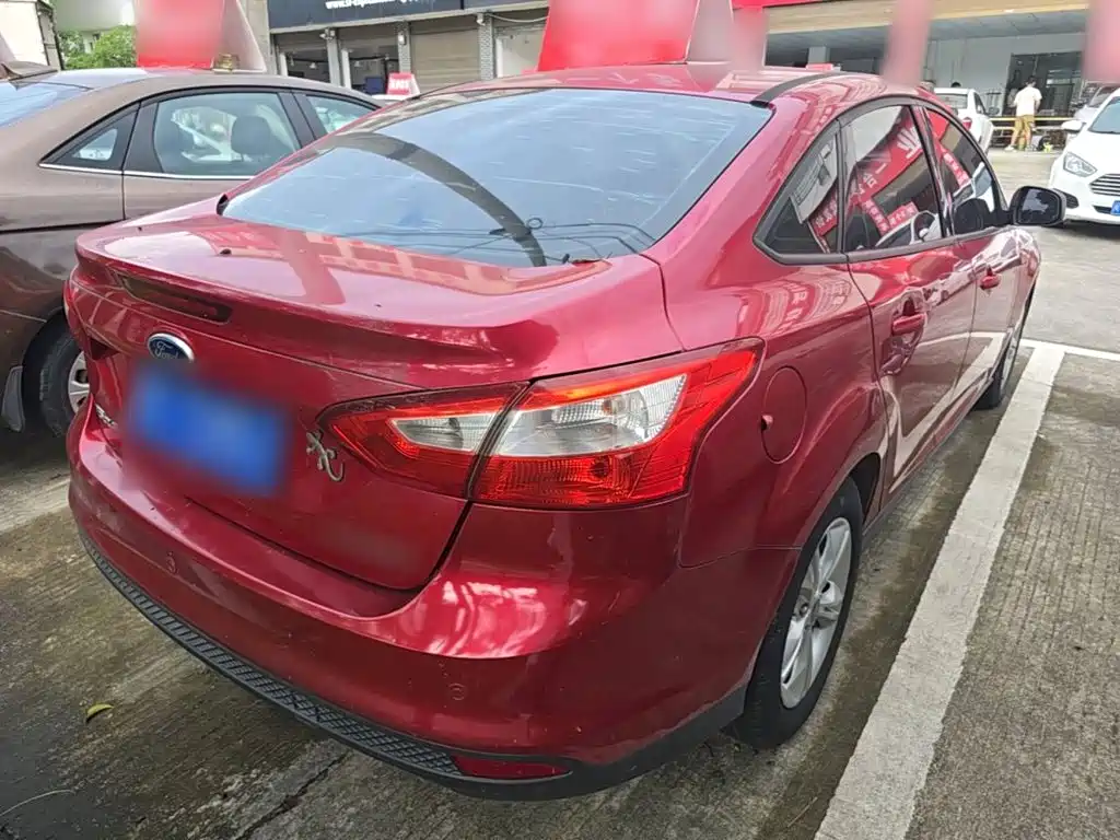 Focus Sedan 1.6 L Auto Style