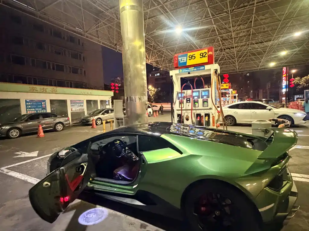 Huracán Huracán RWD Coupe