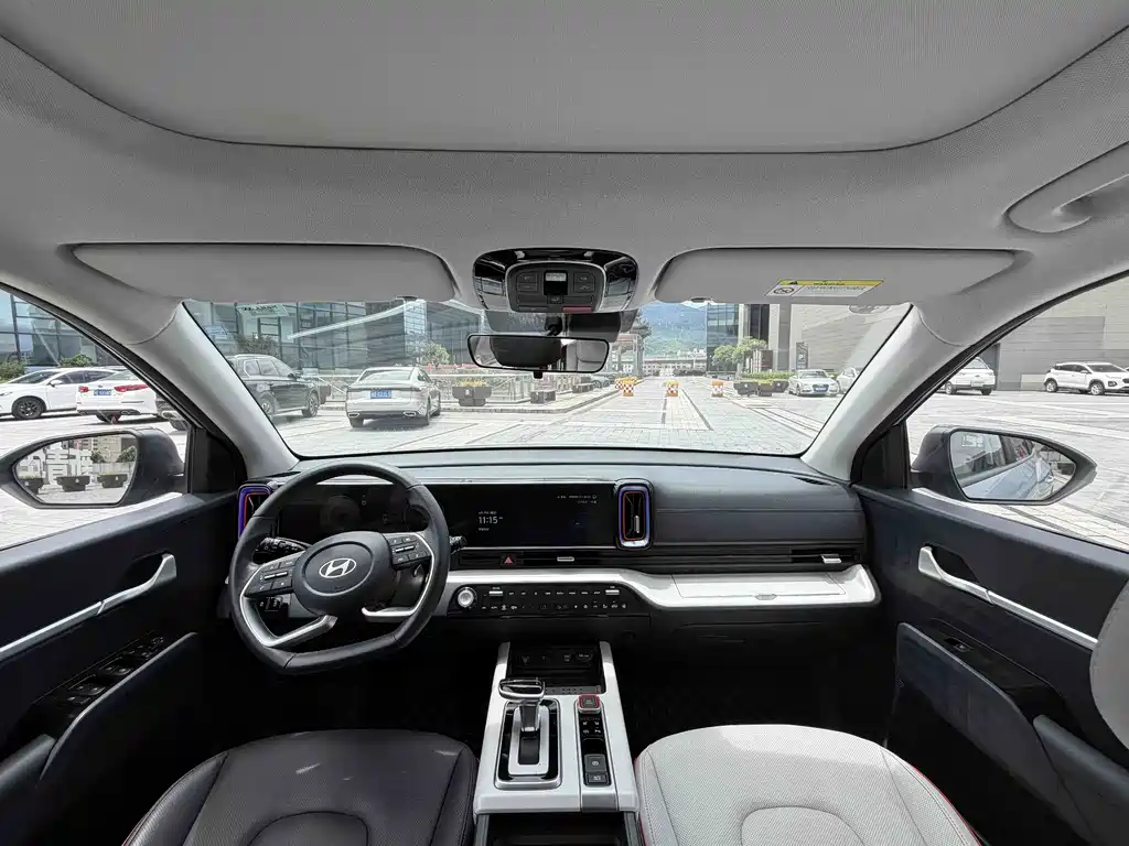 Hyundai ix35 北京现代ix35 2023款 沐飒 2.0 L 旗舰版TOP
