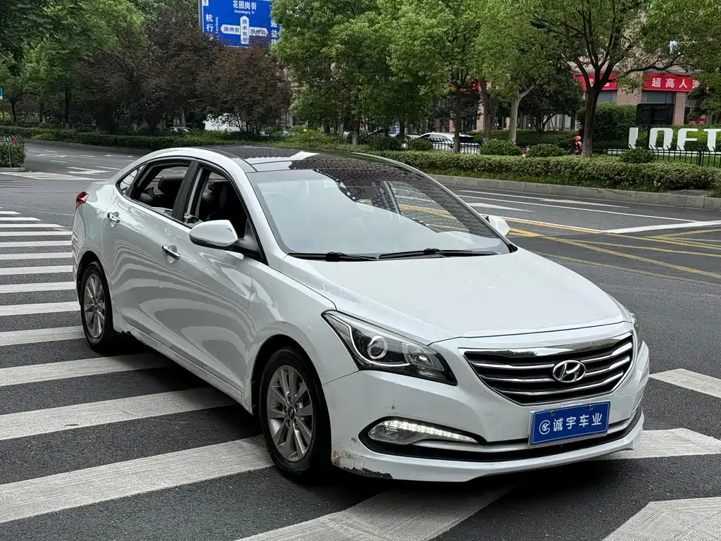 Mistra 1.8 L Auto Intelligent GLS