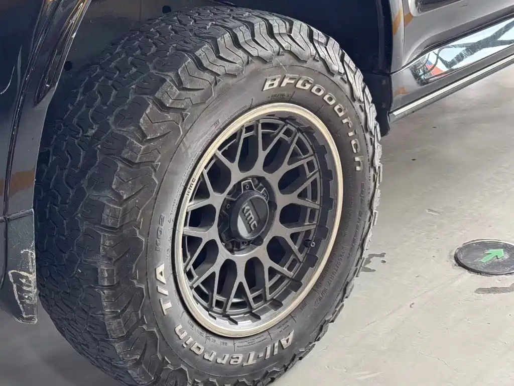Tank 500 3.0 T Sport Realm 5-seat