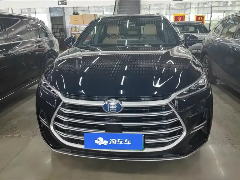 BYD Tang NEV DM-i 112 KM Honored