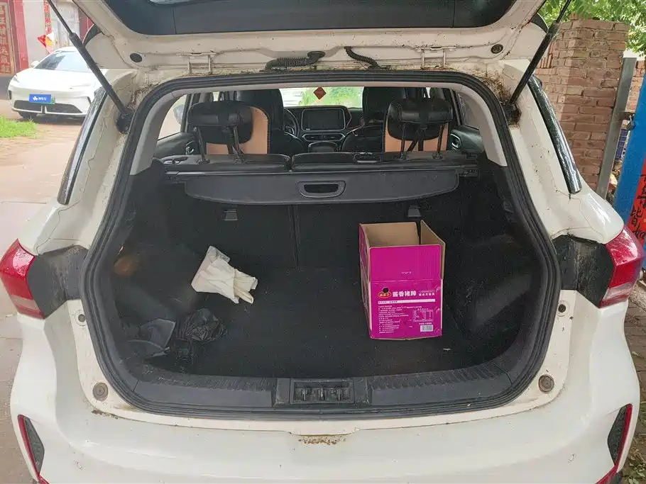 GAC Trumpchi GS4 200 T G-DCT 2 WD Comfort