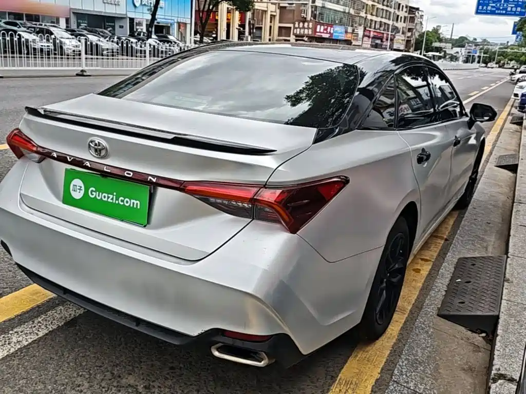 Avalon 2.0 L Luxury CN-VI