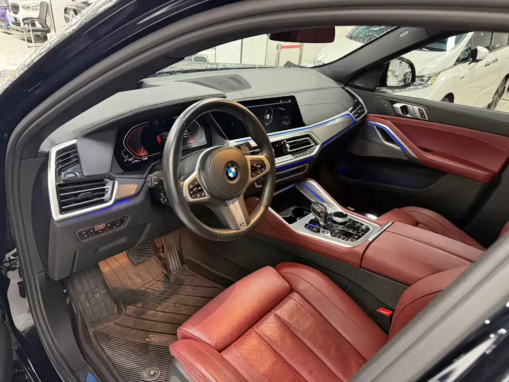 BMW X6 xDrive40 i Premium M Sport Package