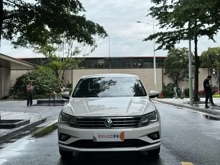 Volkswagen Jetta 1.5 L Auto Comfort
