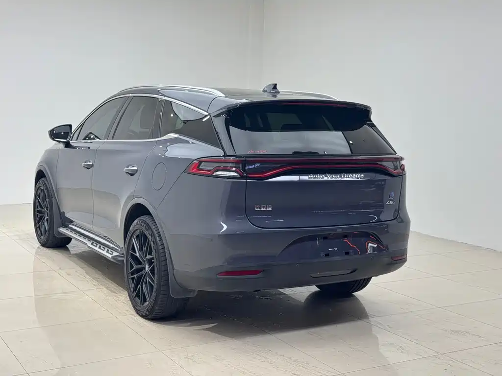 Tang NEV DM 2.0 T Full-time 4 WD Connected Genesis 7-seat CN-V