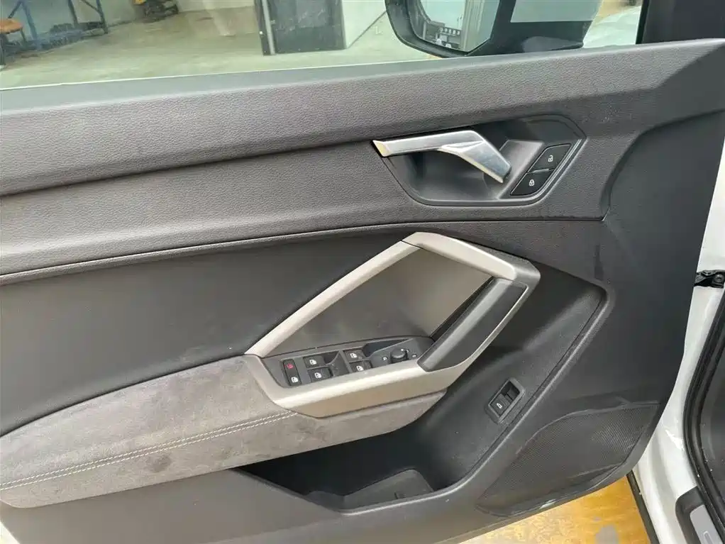 Audi Q3 35 TFSI Fashion Dynamic (1.4 T)