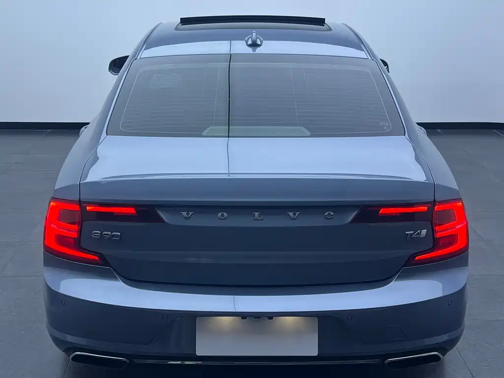 Volvo S90 T4 Smart Vision