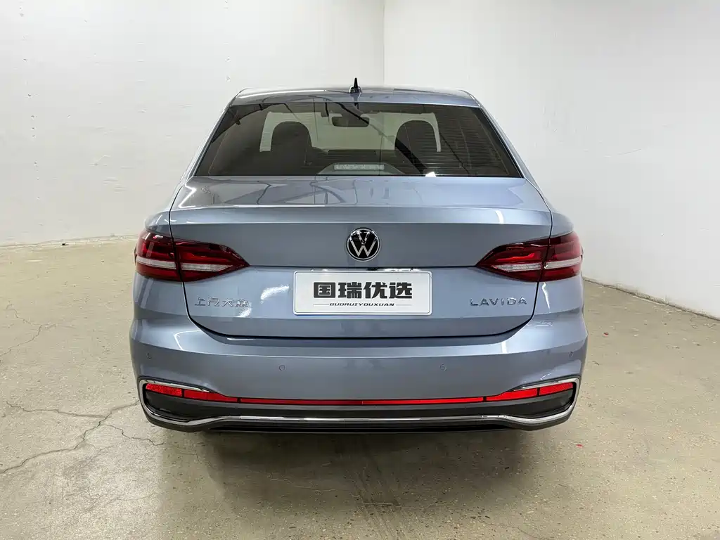 Lavida Facelift 1.5 L Auto Starry Sky 5 Million