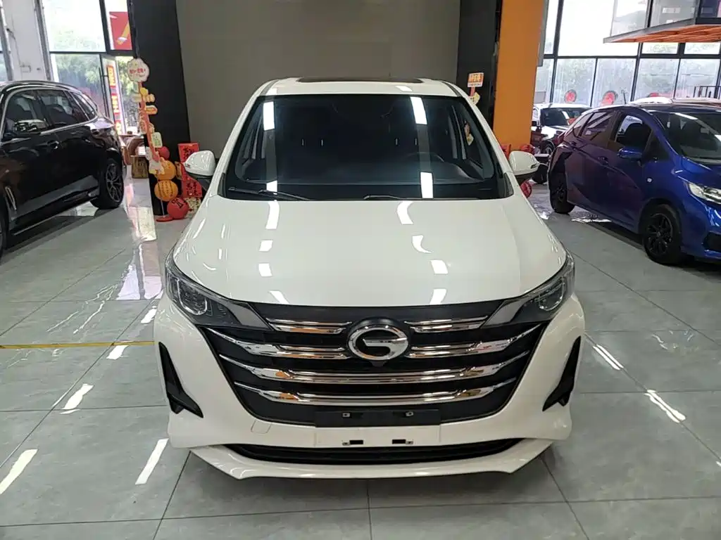 GAC Trumpchi M6 270 T DCT Premium (7-seat)
