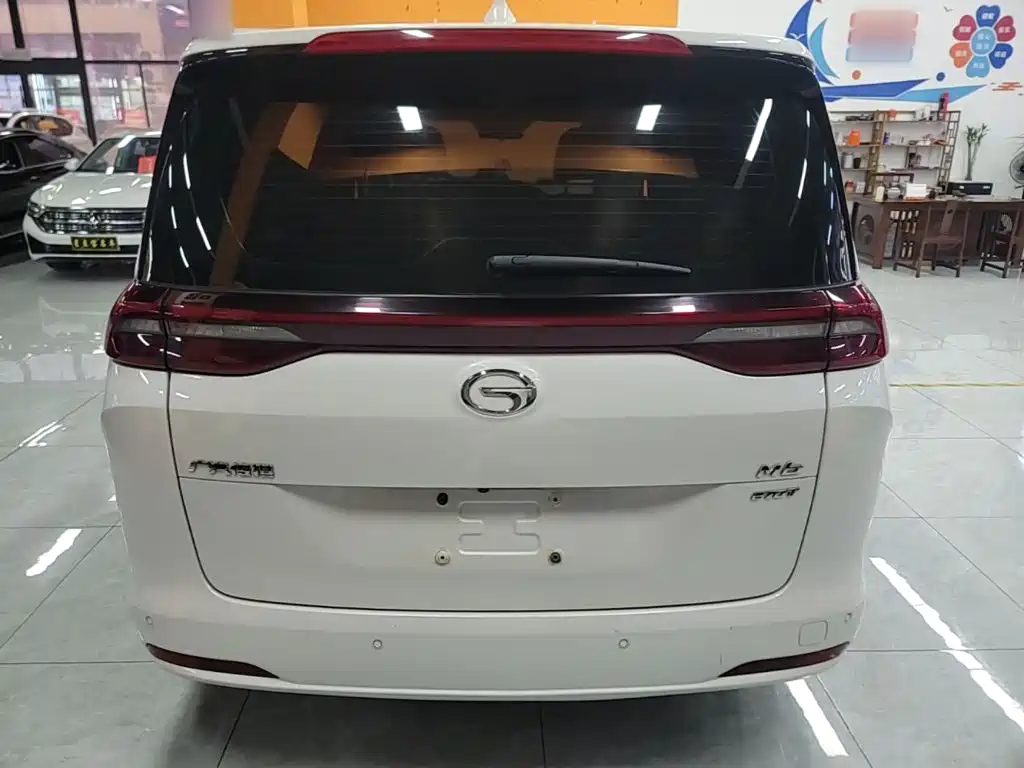 GAC Trumpchi M6 270 T DCT Premium (7-seat)