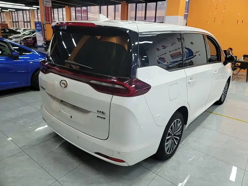 GAC Trumpchi M6 270 T DCT Premium (7-seat)