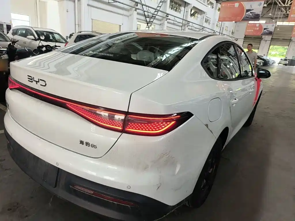 Seal 05 DM-i 海豹05 DM-i 2026款 DM-i 128 KM豪华型