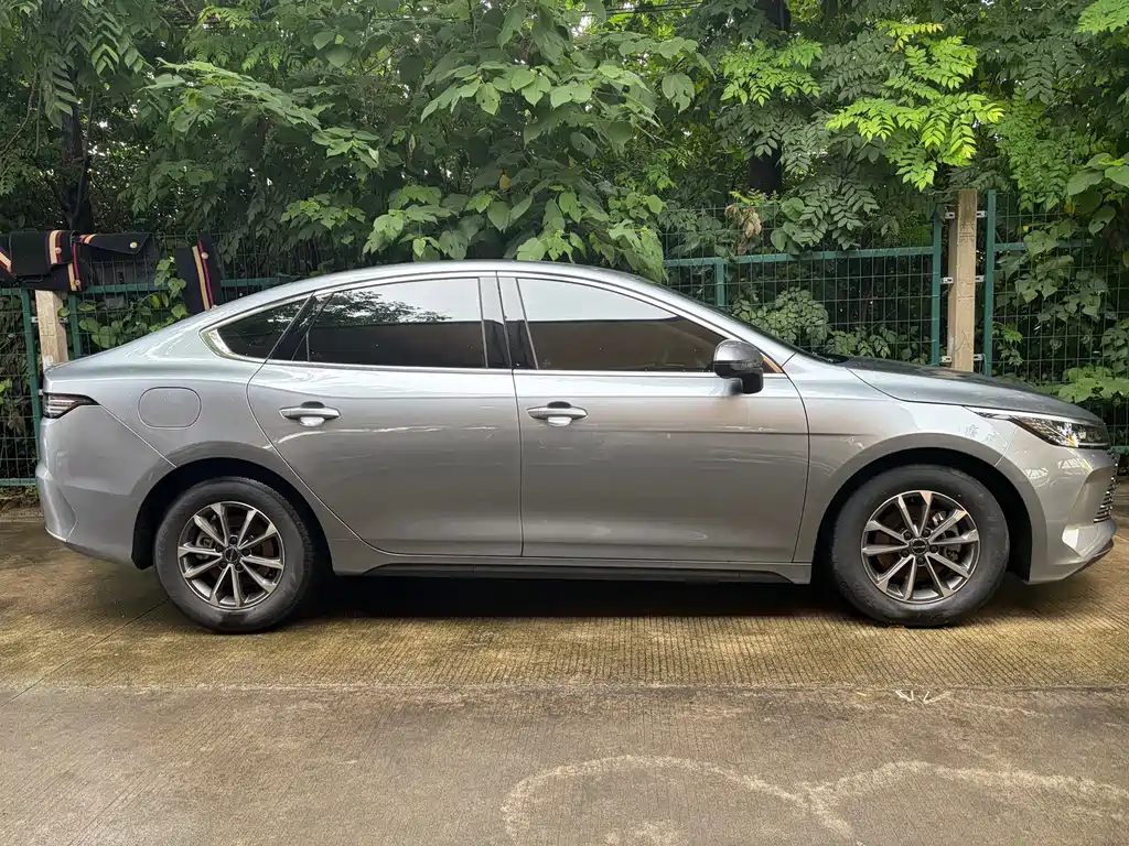 Destroyer 05 Glory DM-i 55 KM Luxury