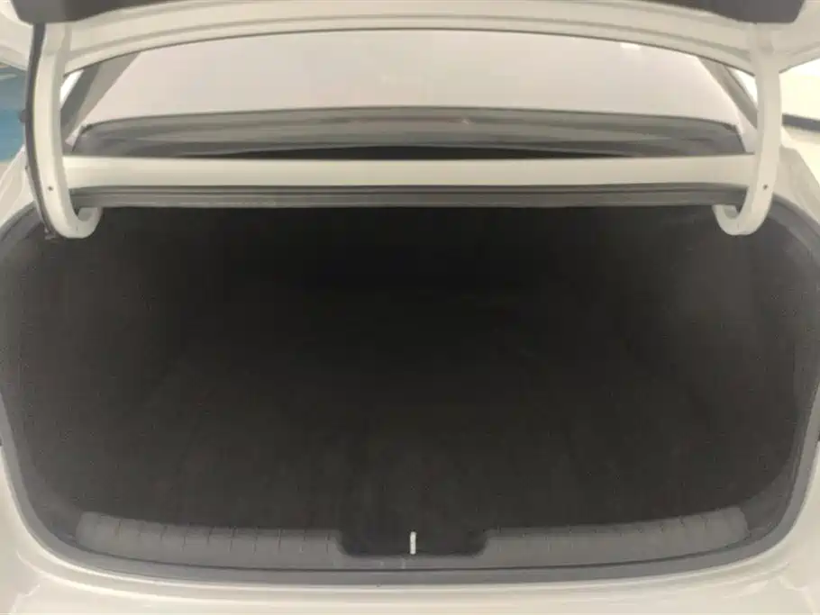Elantra 1.5 L CVT GLX Elite