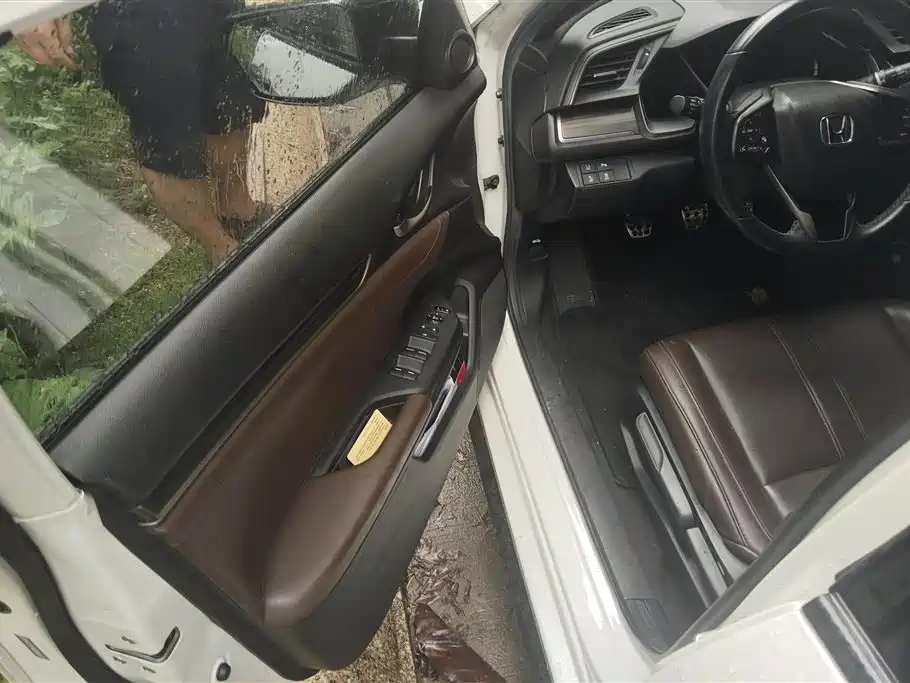 Civic HATCHBACK 220 TURBO Manual Drive Fun Control