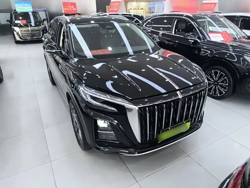 Hongqi HS3 PHEV 115 km Power Action