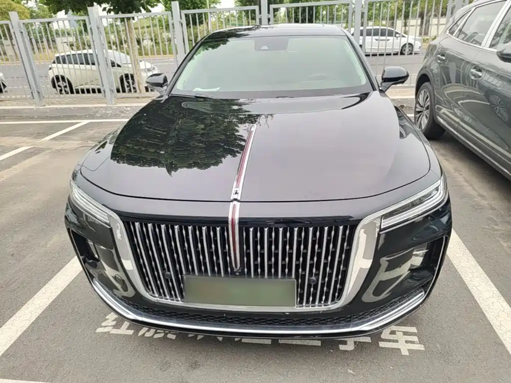 Hongqi H9 2.0 T Connected Flagship Enjoyment