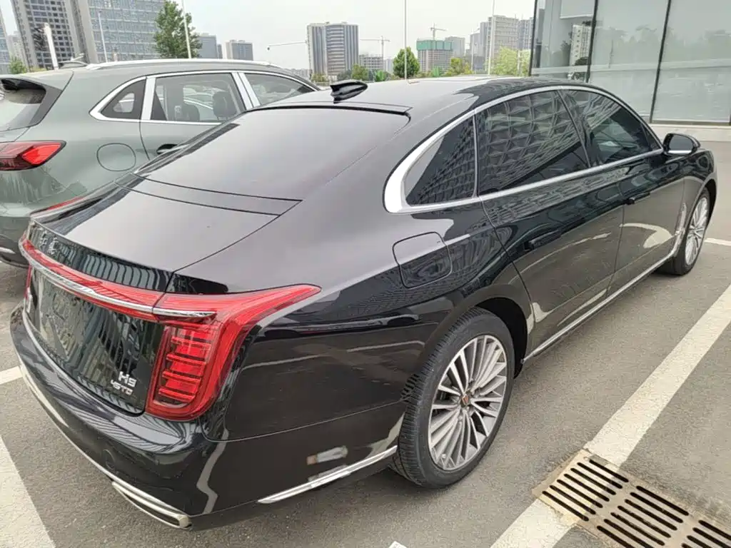 Hongqi H9 2.0 T Connected Flagship Enjoyment