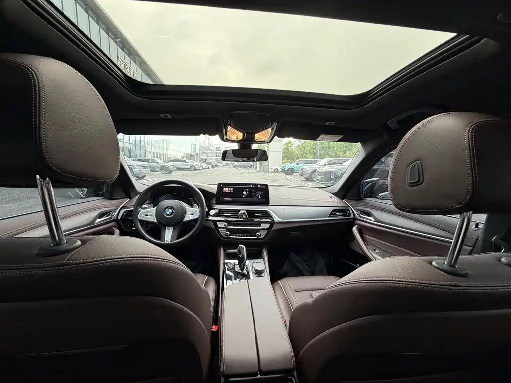 BMW 5 Series 530 Li Leading M Sport Package