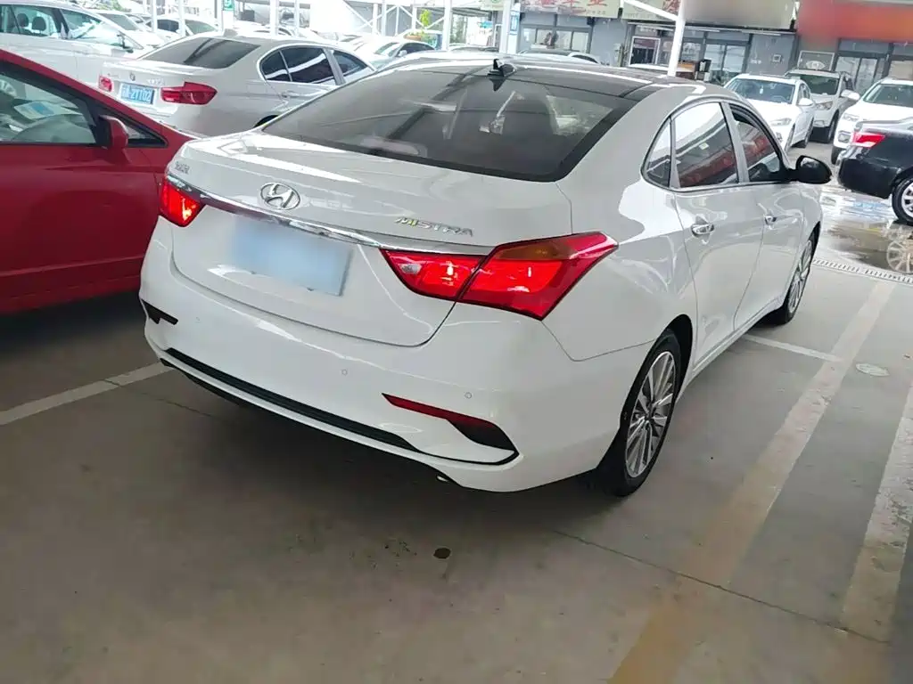 Mistra 1.8 L Auto Intelligent GLS CN-V