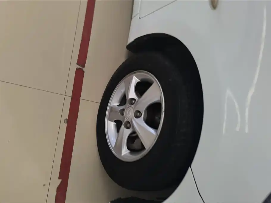 Accent 1.4 L Auto Intelligent GLS