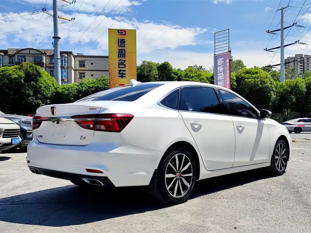 Roewe i6 Classic 荣威i6经典 2017款 20 T 自动互联网智臻版