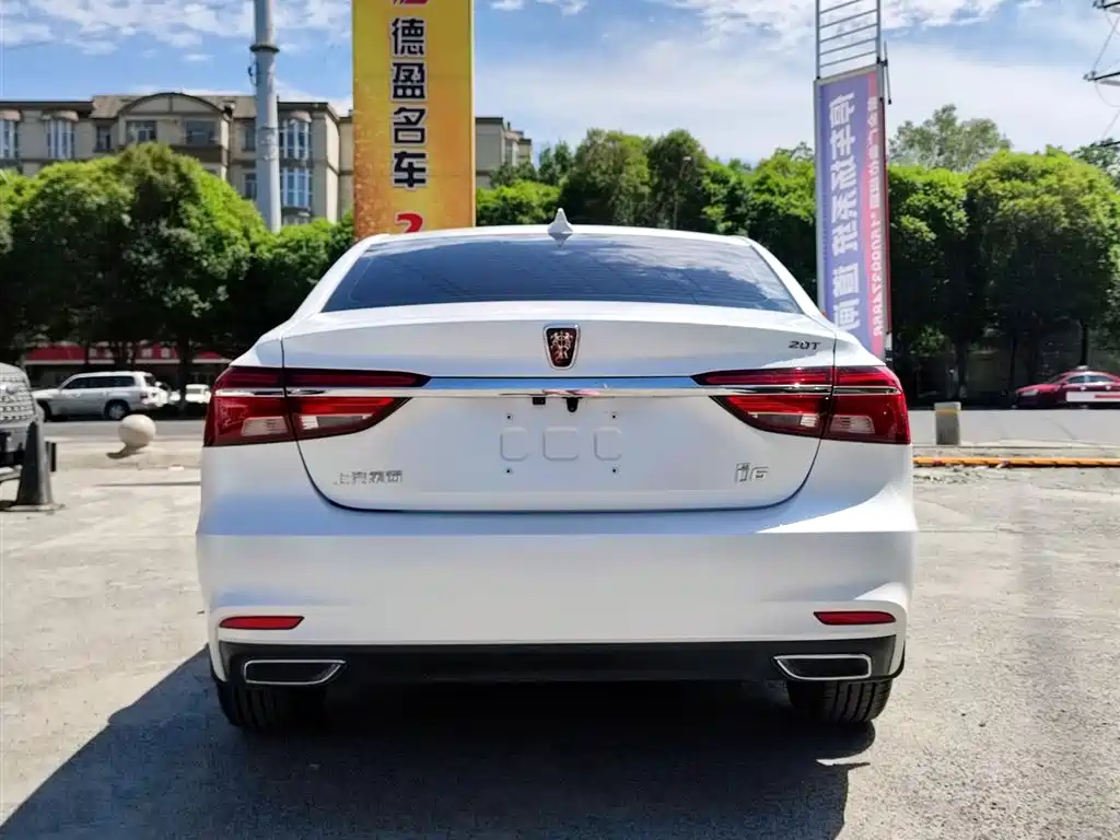 Roewe i6 Classic 荣威i6经典 2017款 20 T 自动互联网智臻版