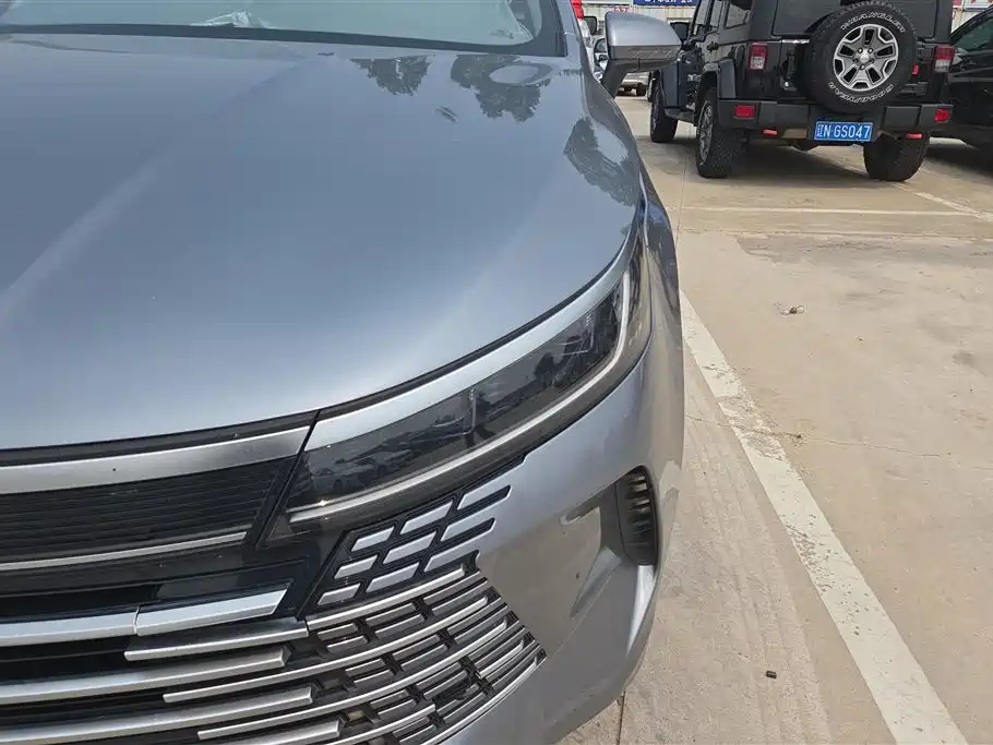 Destroyer 05 Glory DM-i 55 KM Luxury