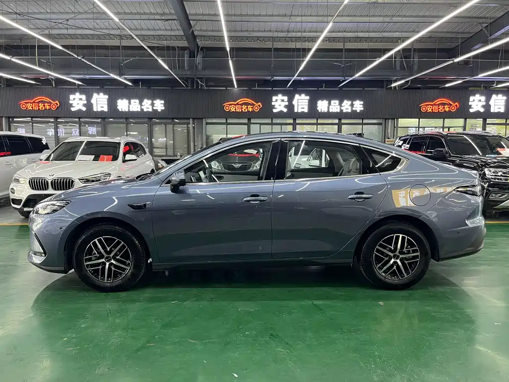 Seal 05 DM-i DM-i Smart Drive 120 KM Flagship