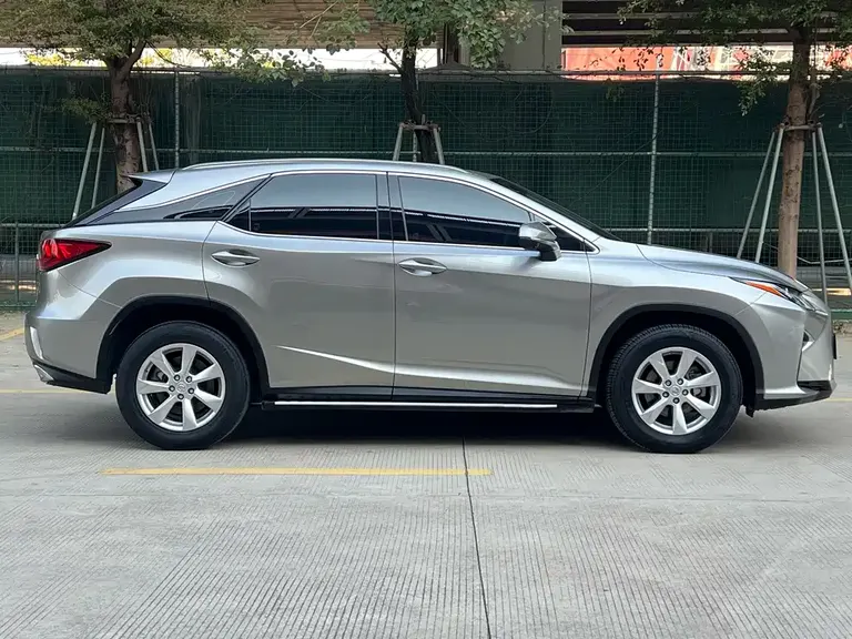 Lexus RX 300 2 WD Elite CN-V