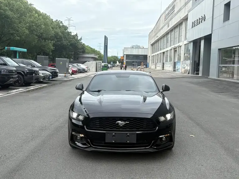 Ford Mustang 2.3 L EcoBoost