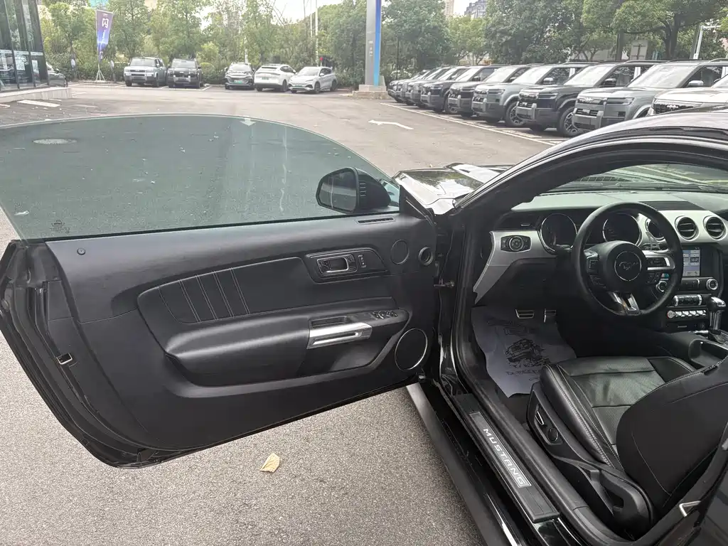 Mustang 2.3 L EcoBoost