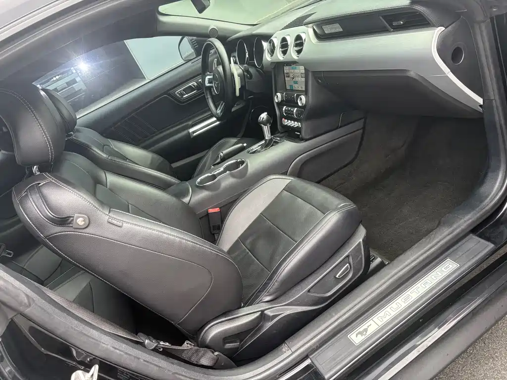Mustang 2.3 L EcoBoost