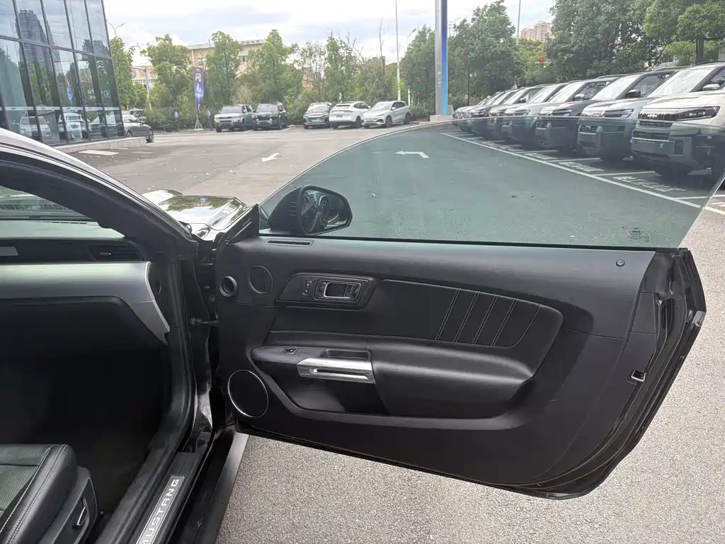 Mustang 2.3 L EcoBoost