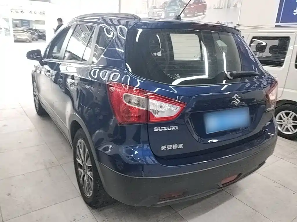S-Cross 1.4 T Manual 2 WD Distinguished