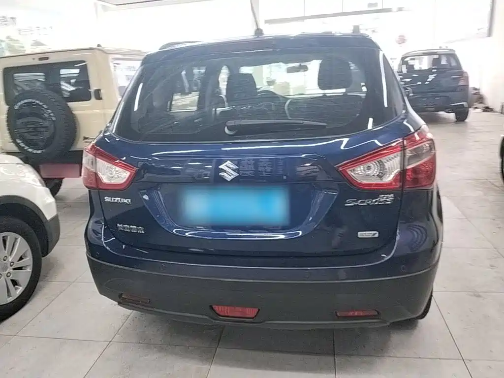 S-Cross 1.4 T Manual 2 WD Distinguished