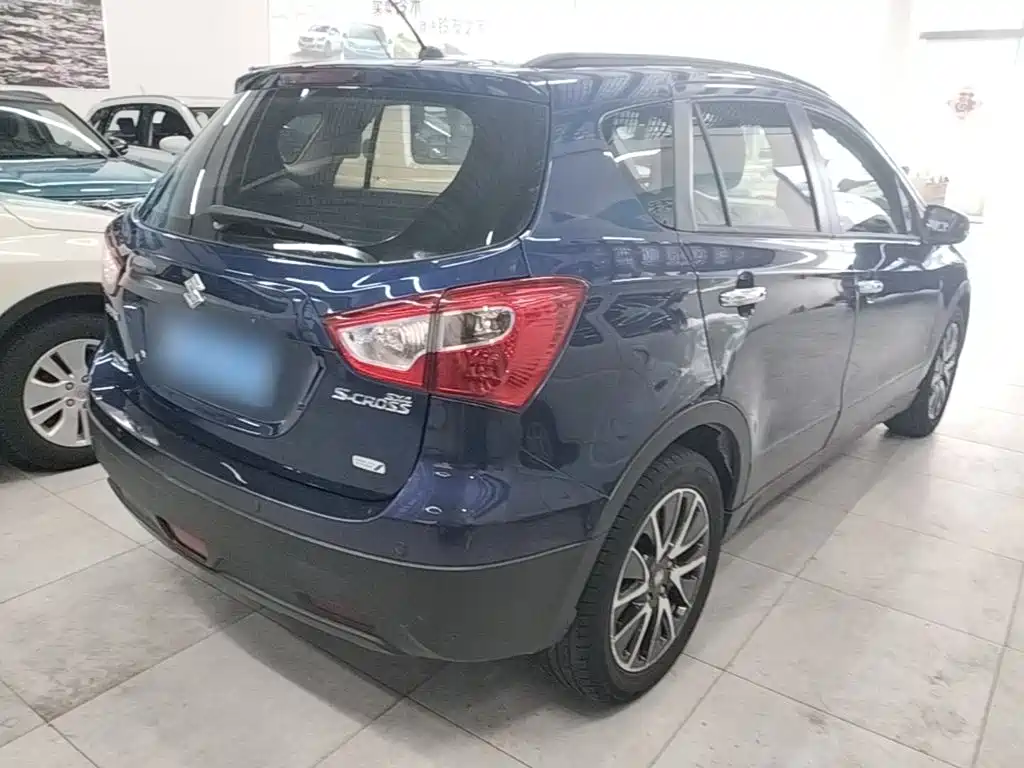 S-Cross 1.4 T Manual 2 WD Distinguished