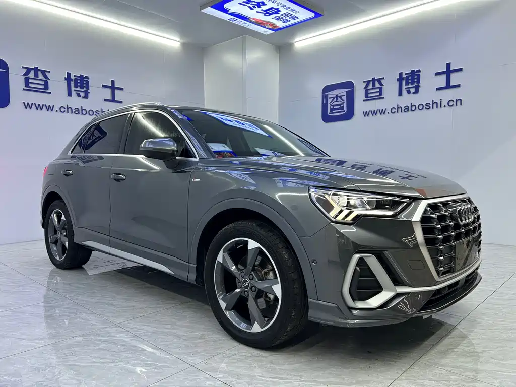 Audi Q3 35 TFSI Fashion Dynamic (1.4 T)