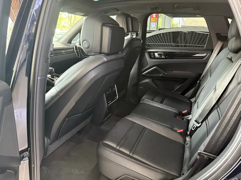Cayenne NEV Cayenne E-Hybrid 2.0 T Platinum