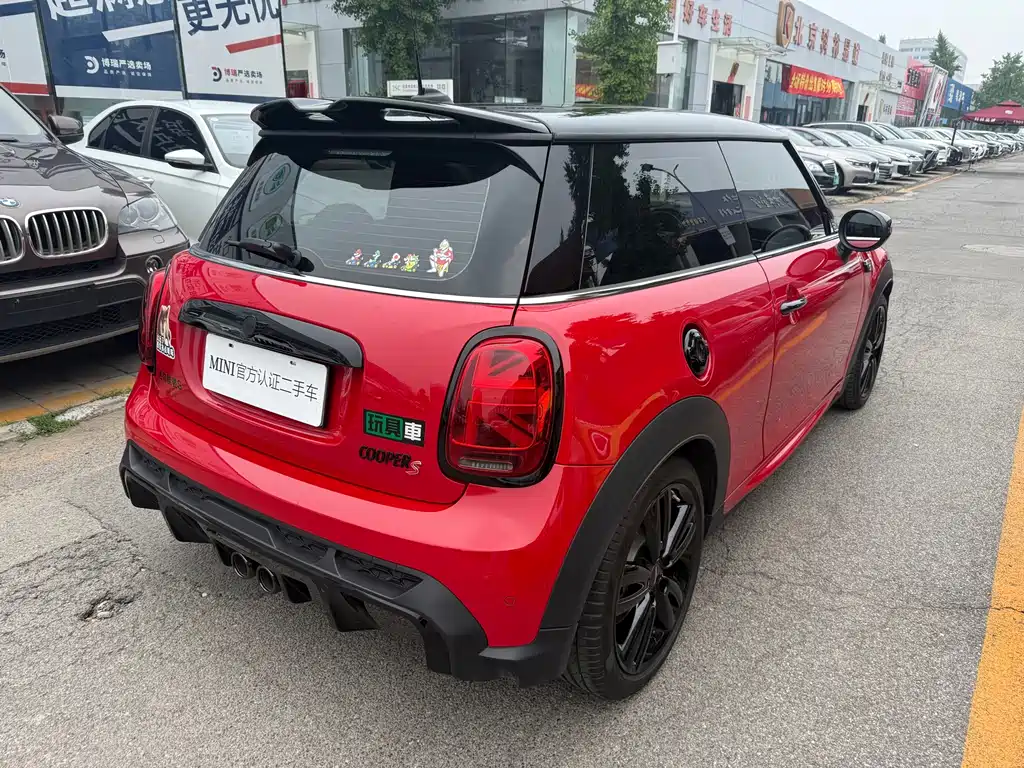 MINI 2.0 T COOPER S Racer