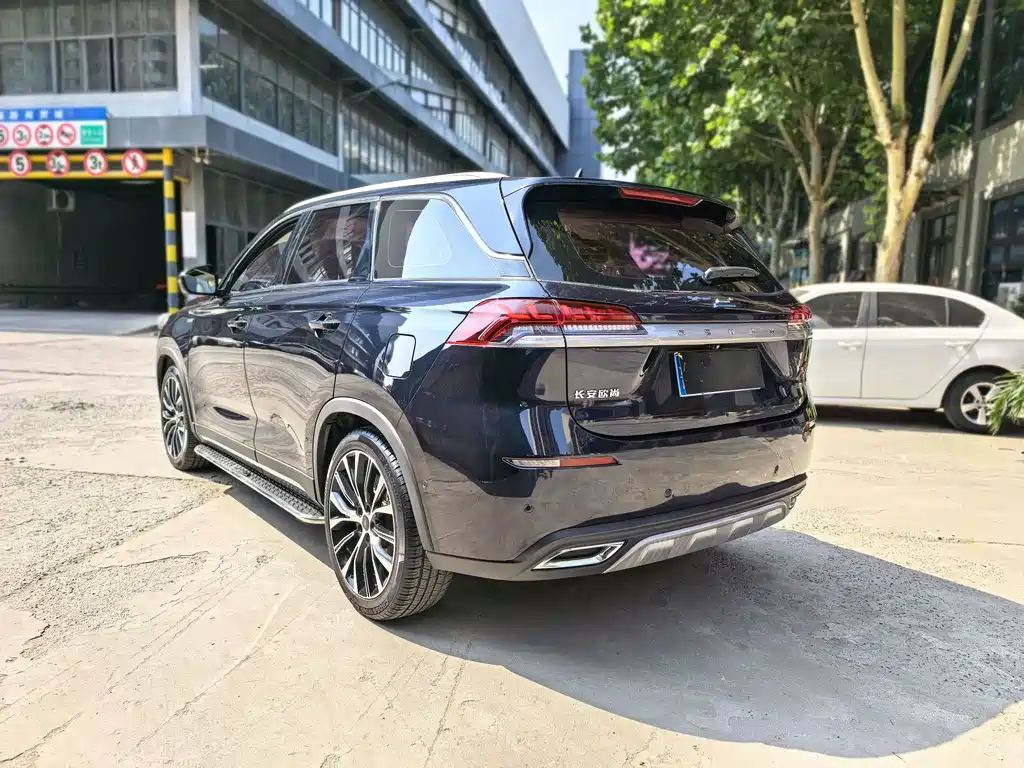 Changan Oshan X7 长安欧尚X7 2020款 1.5 T 人脸识别全自动泊车太空逍遥版