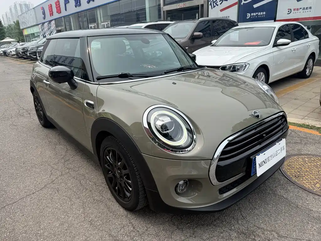 MINI 1.5 T COOPER Classic
