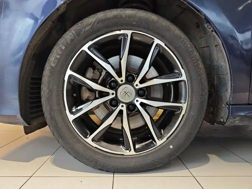Song MAX 1.5 T Auto Connected Elite 7-seat