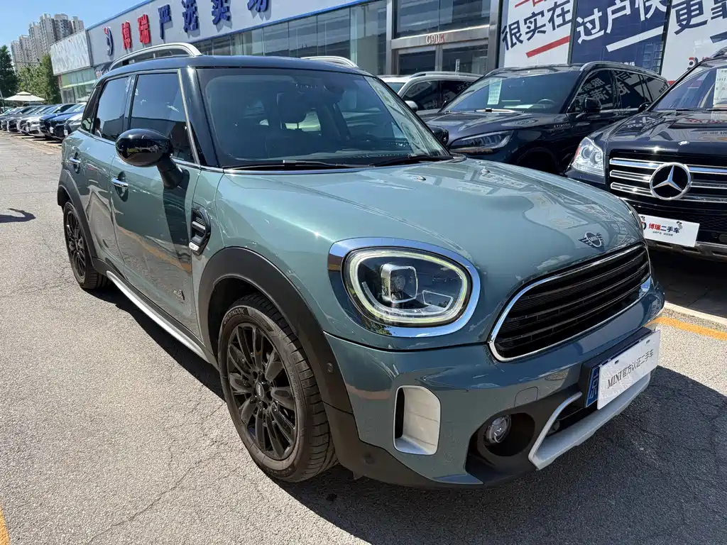 MINI COUNTRYMAN 1.5 T COOPER ALL4 Connoisseur